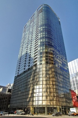600 N Fairbanks Court Unit: 2908
