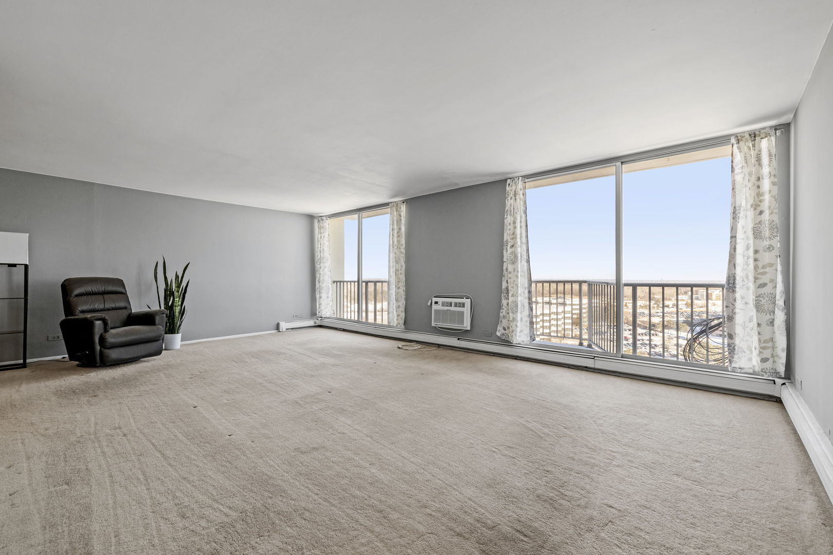 40 N Tower Road Unit: 16E