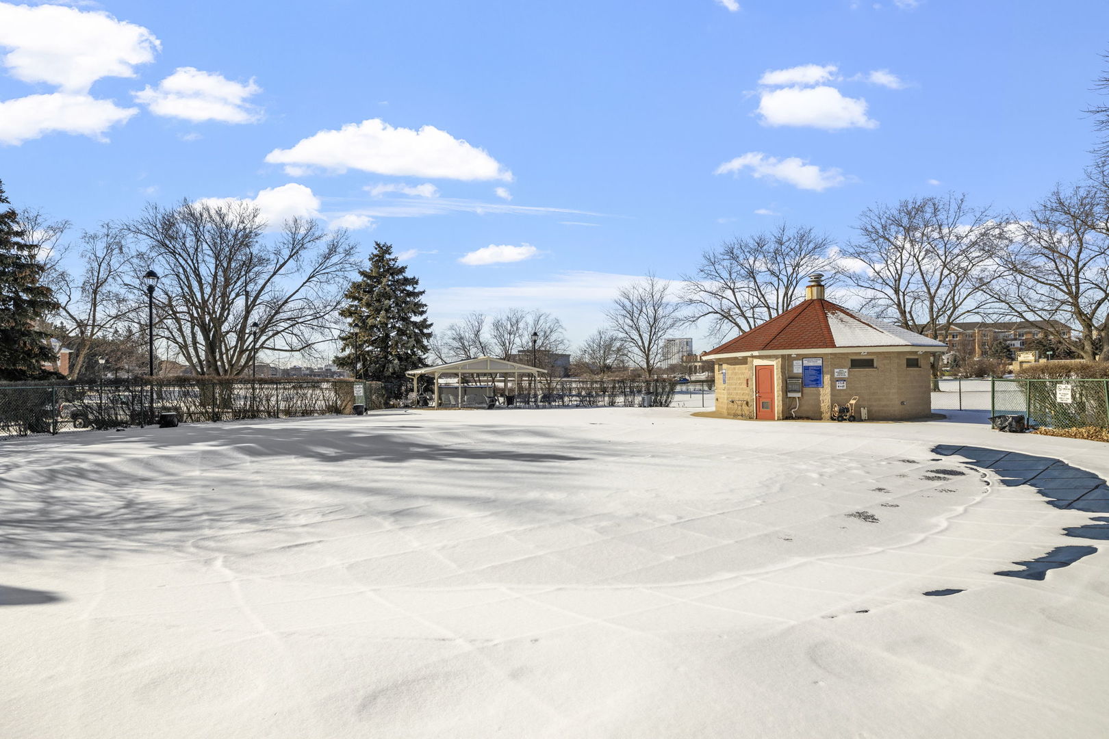 40 N Tower Road Unit: 16E