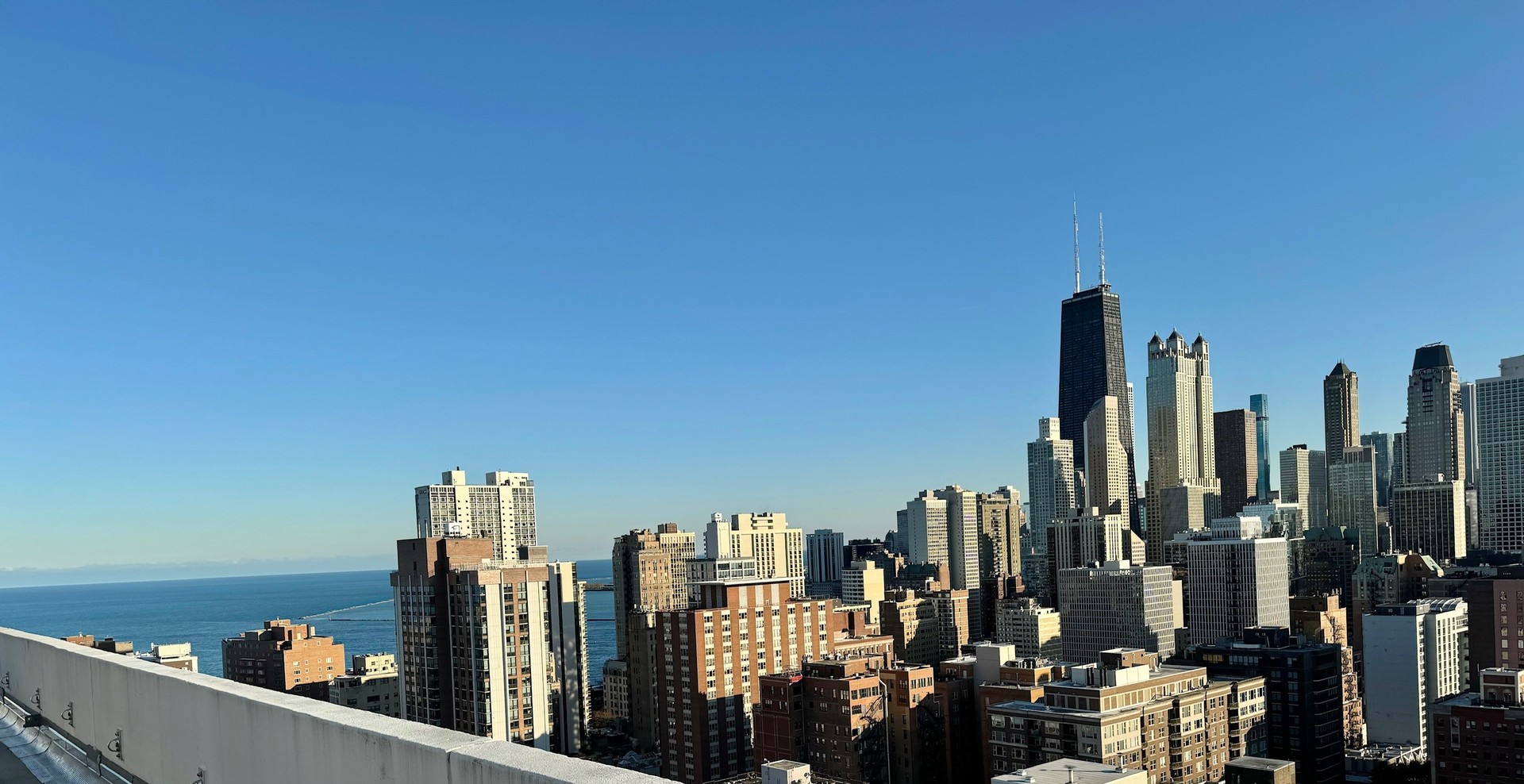 88 W Schiller Street Unit: 2701