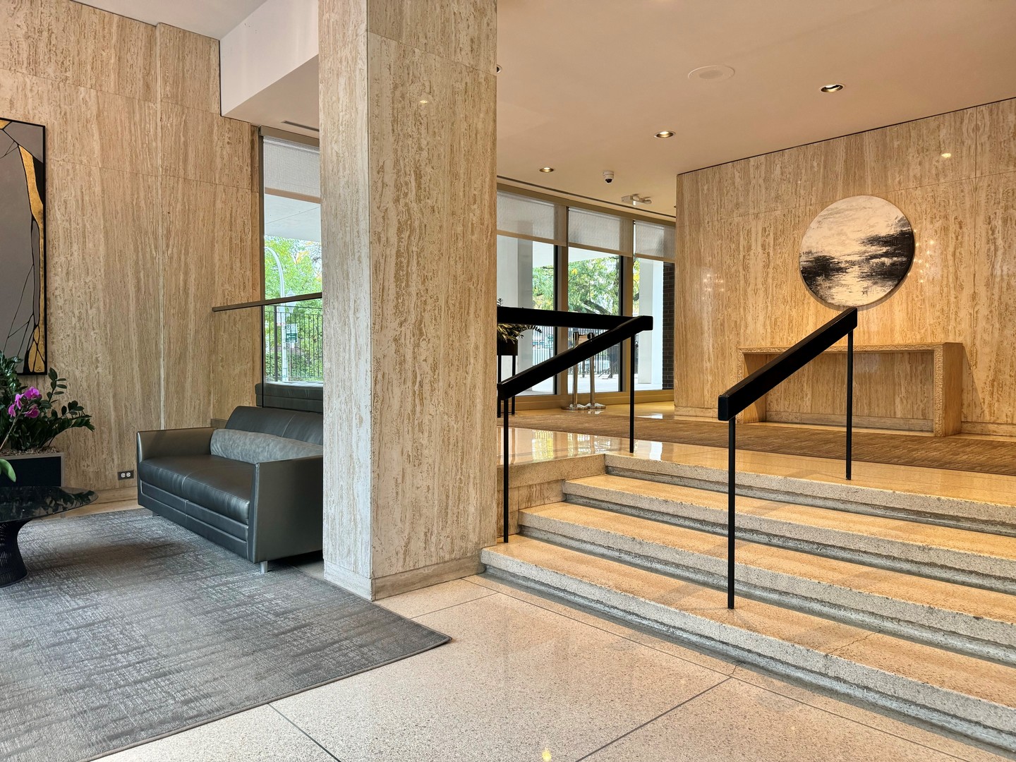 88 W Schiller Street Unit: 2701