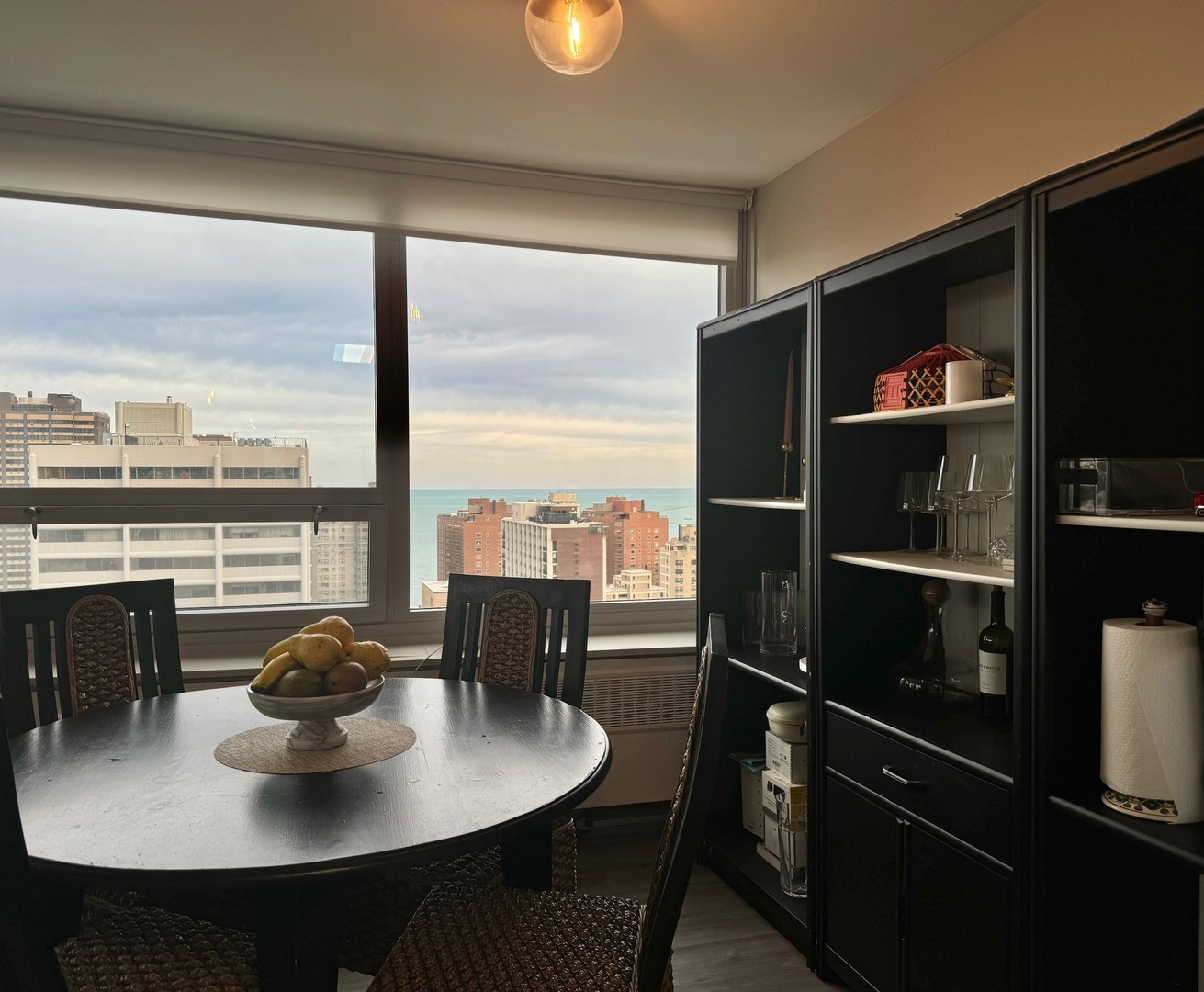 88 W Schiller Street Unit: 2701