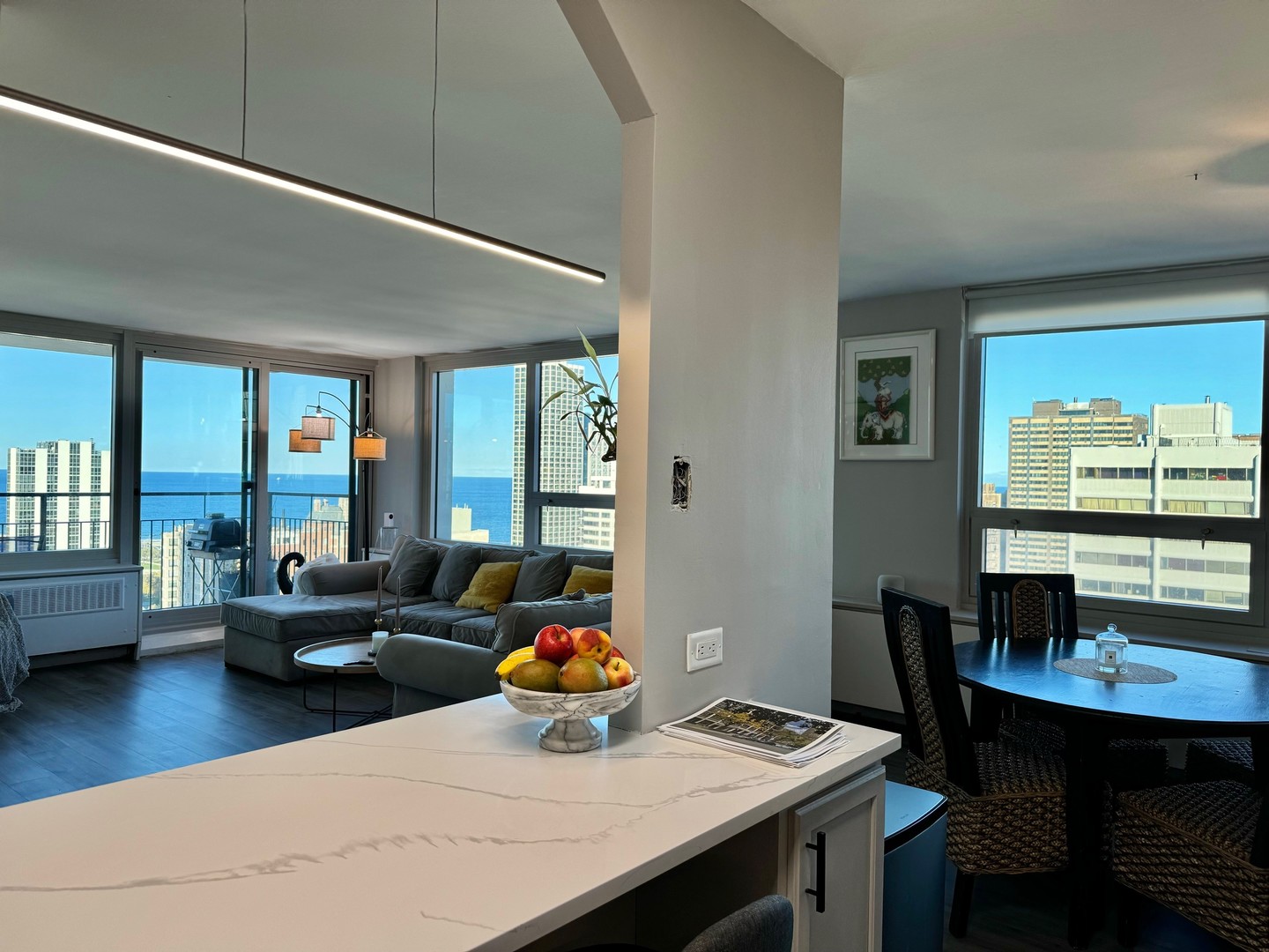 88 W Schiller Street Unit: 2701