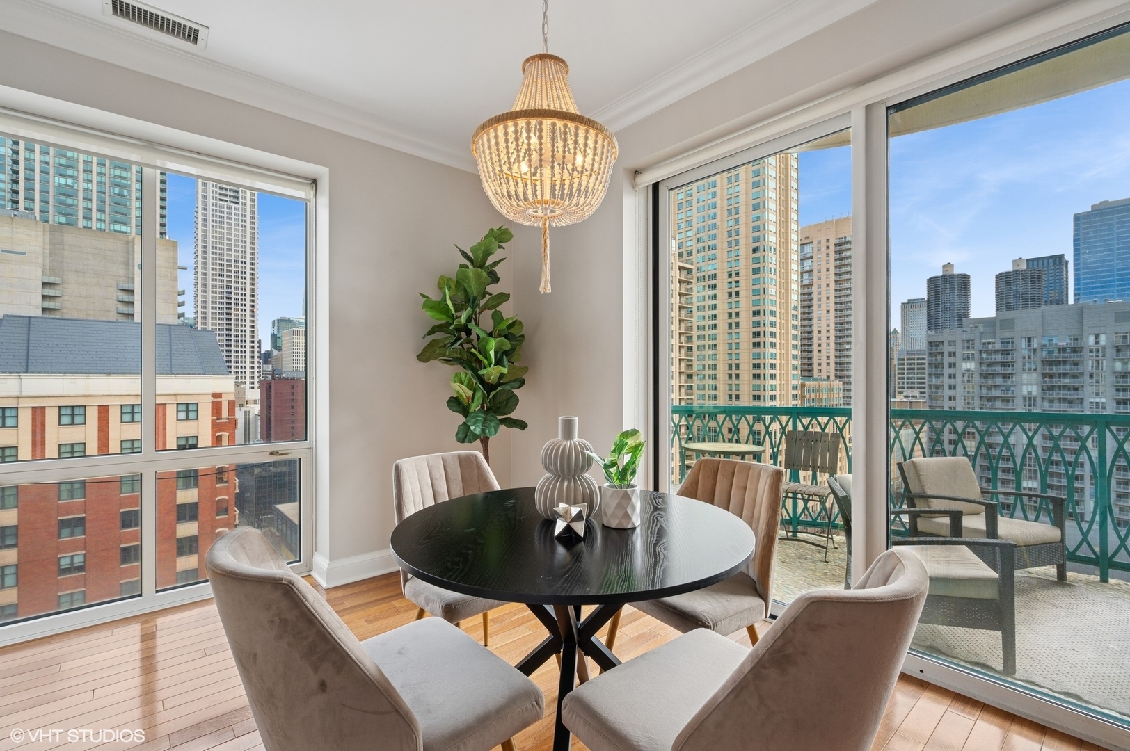 60 W Erie Street Unit: 1501