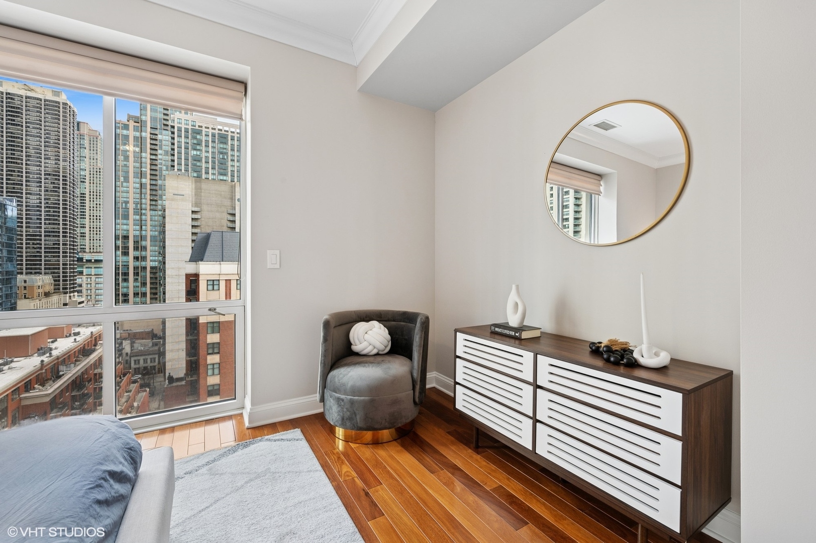 60 W Erie Street Unit: 1501