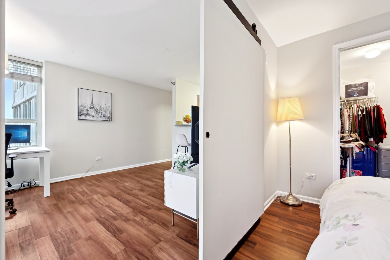 345 N La Salle Drive Unit: 2510