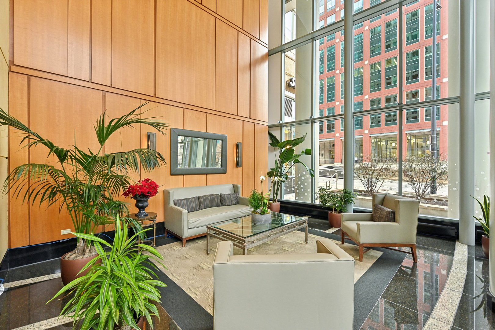 345 N La Salle Drive Unit: 2510