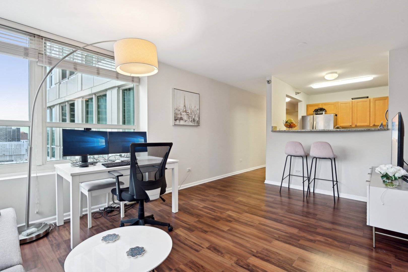 345 N La Salle Drive Unit: 2510