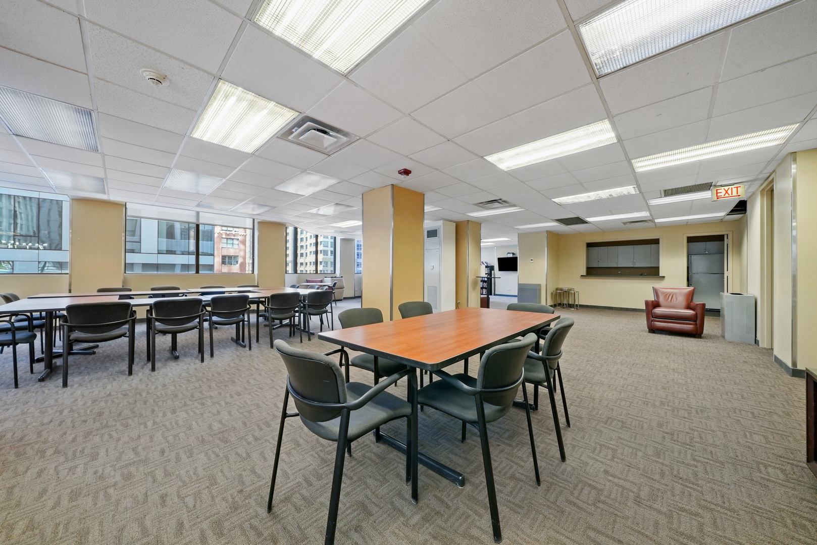 405 N WABASH Avenue Unit: 4808
