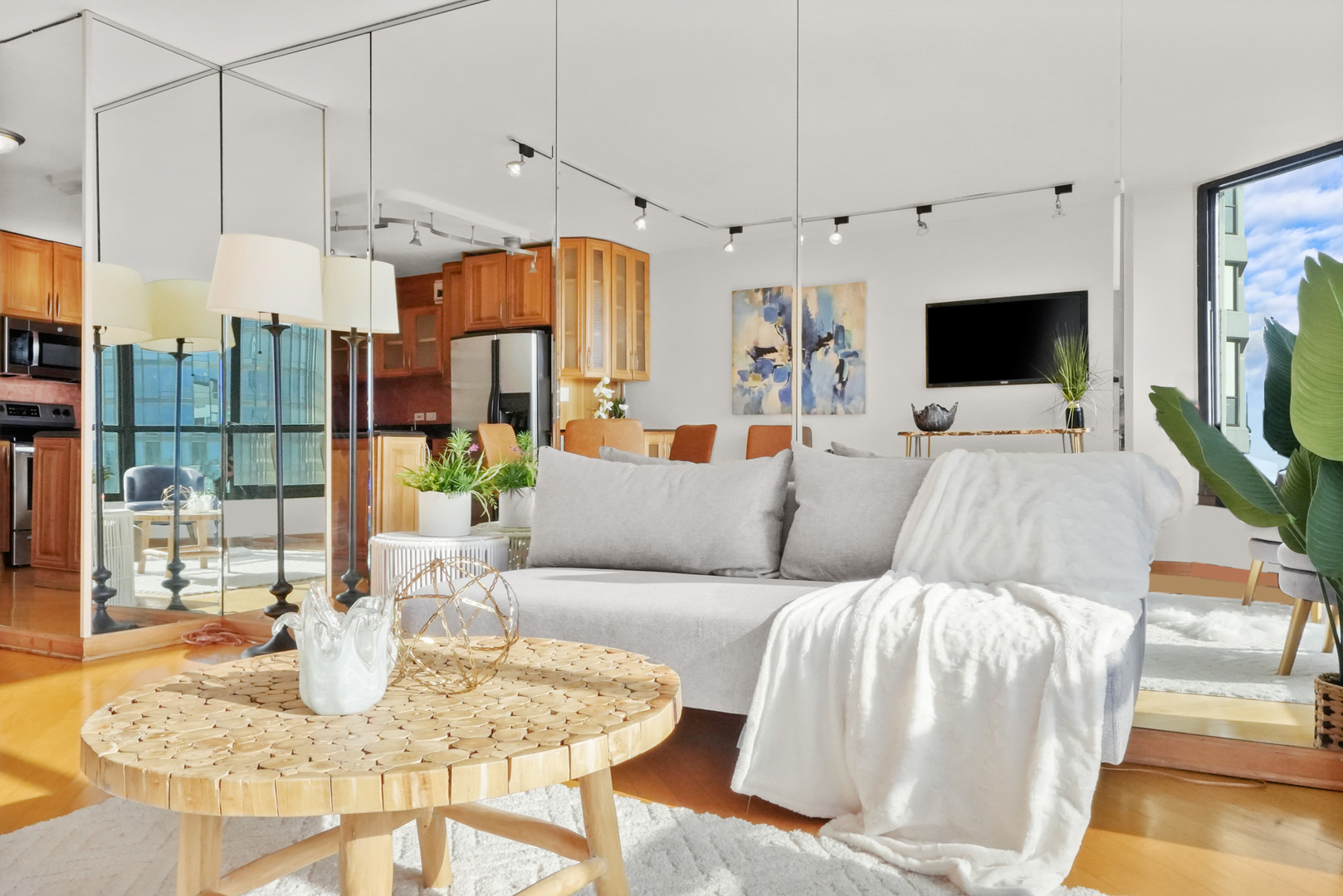 405 N WABASH Avenue Unit: 4808