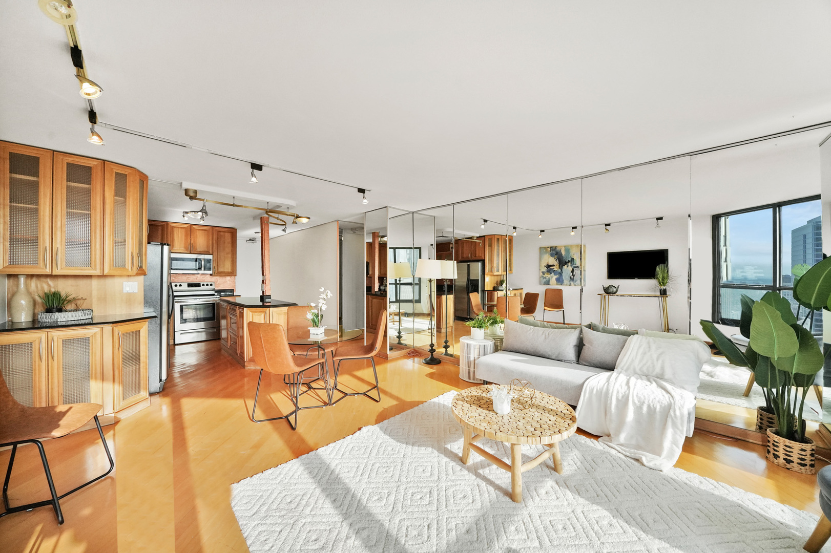 405 N WABASH Avenue Unit: 4808