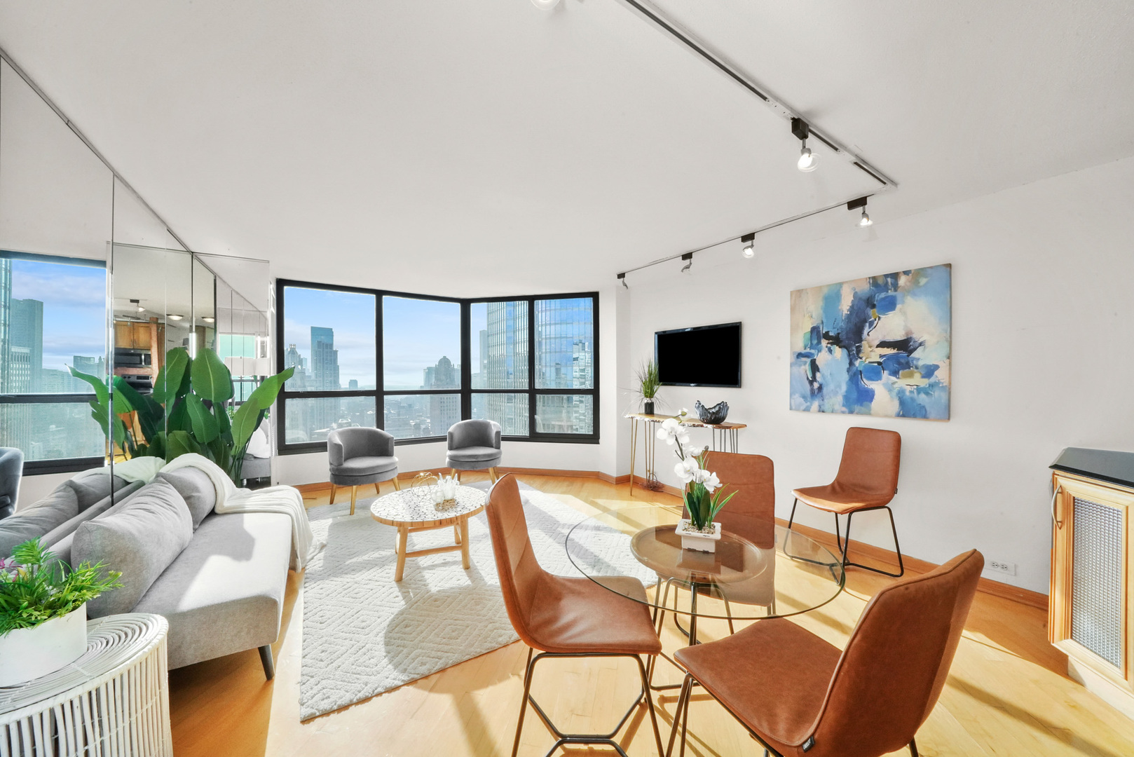 405 N WABASH Avenue Unit: 4808