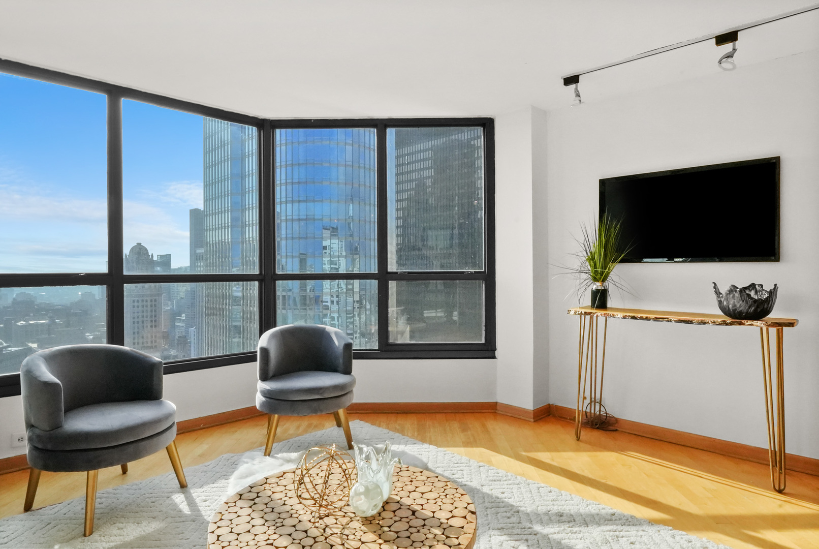 405 N WABASH Avenue Unit: 4808