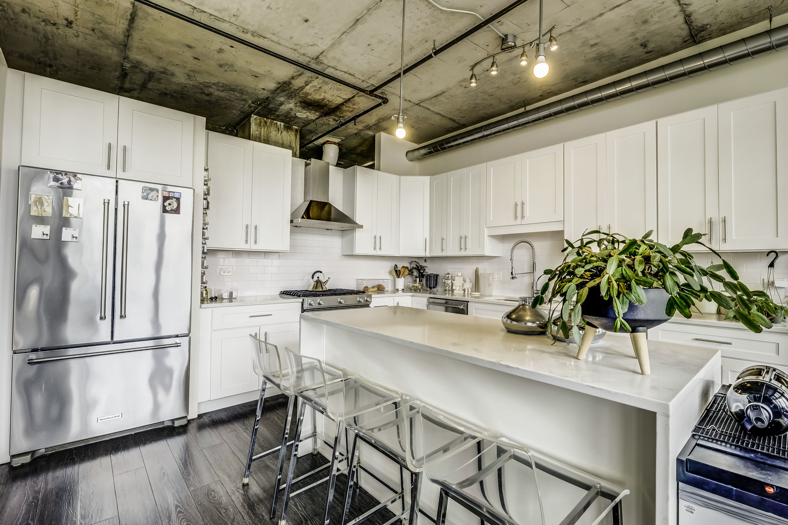 50 E 16th Street Unit: 1403
