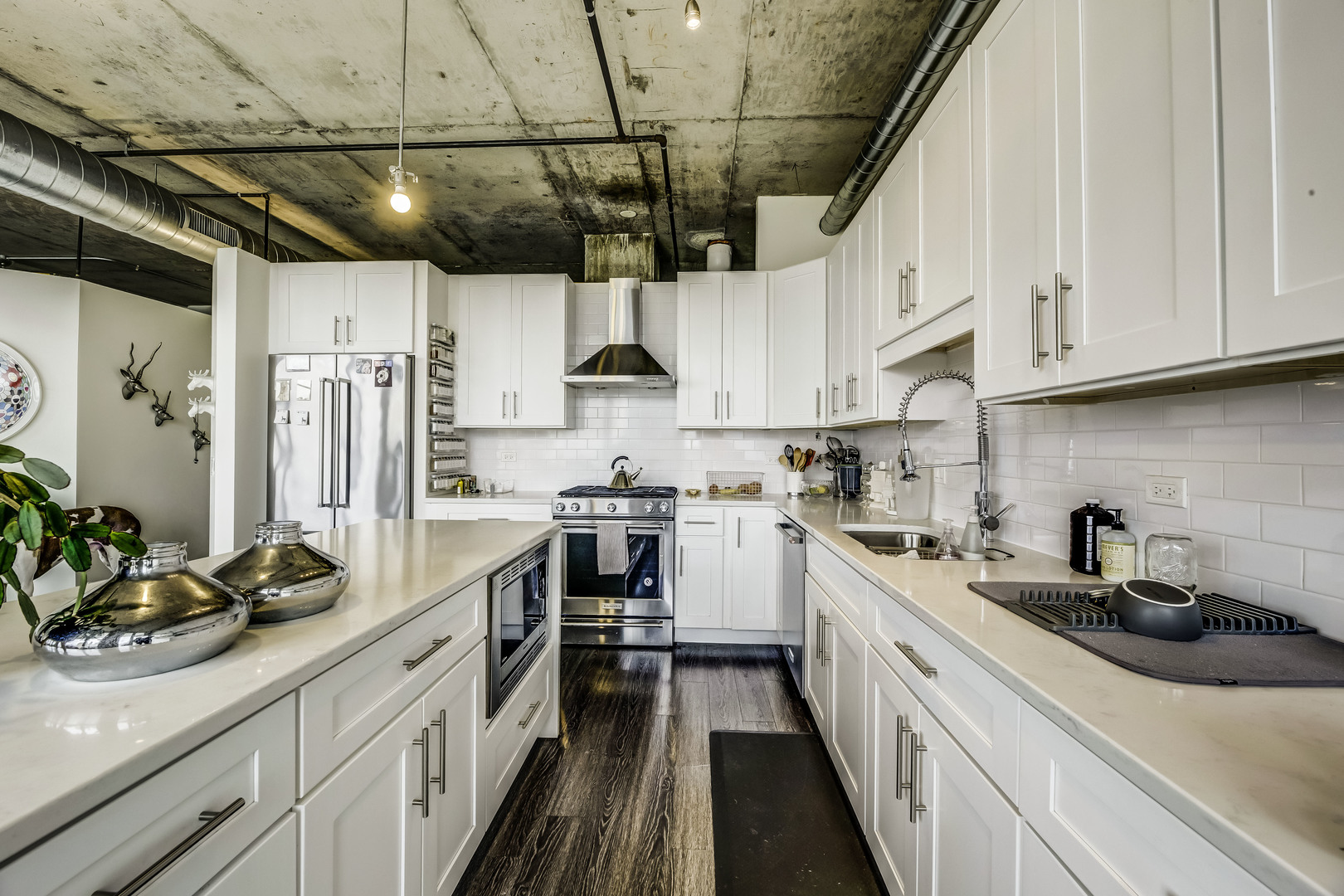 50 E 16th Street Unit: 1403
