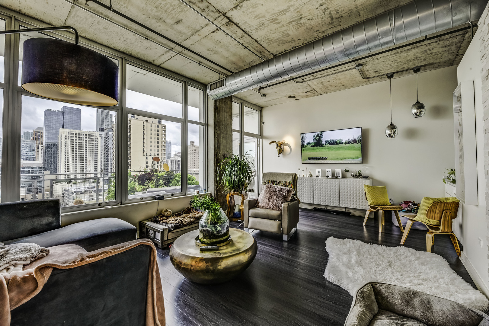 50 E 16th Street Unit: 1403