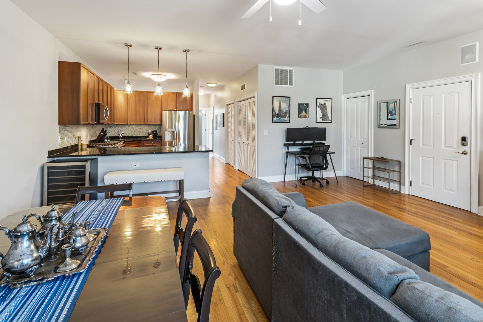 1807 W Addison Street Unit: 2E