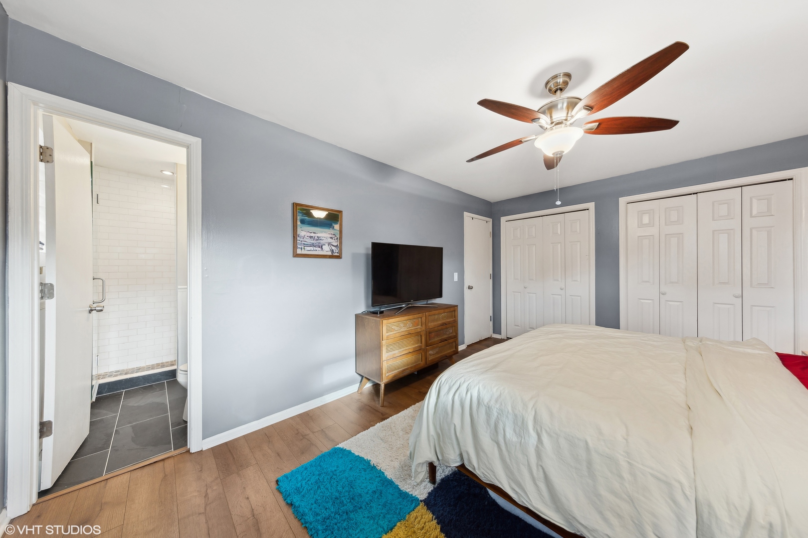 4111 N Mozart Street Unit: 3W