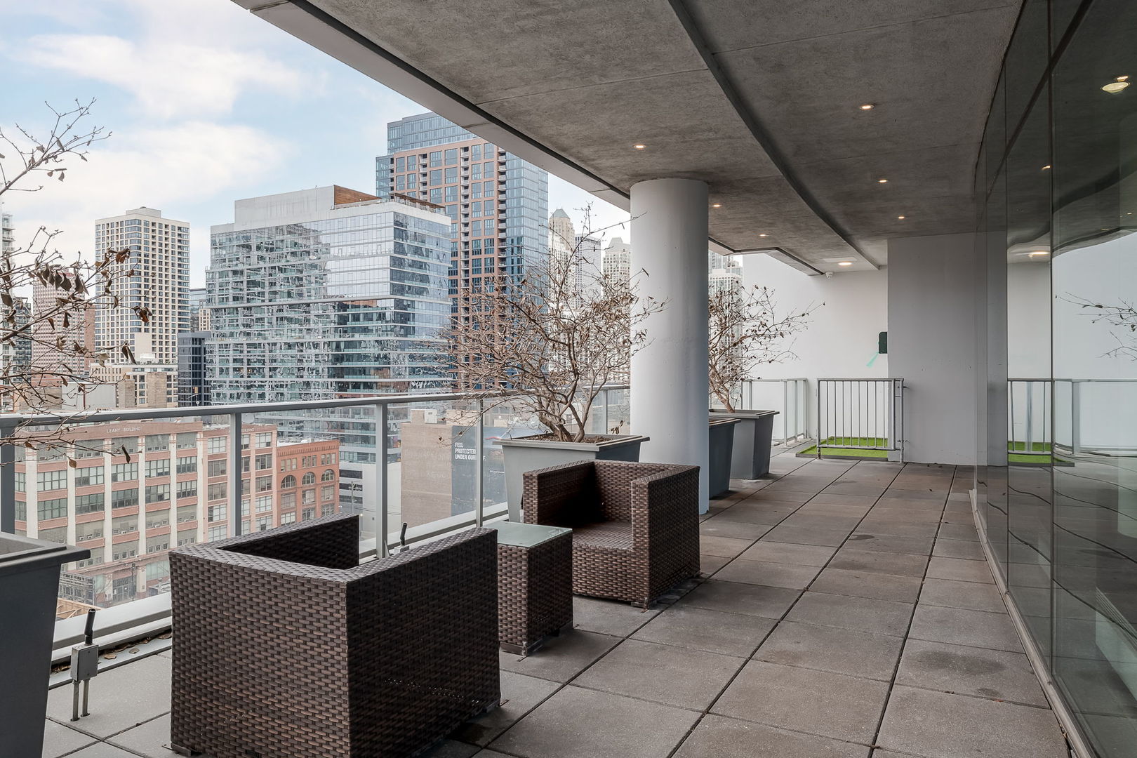 303 W Ohio Street Unit: 3802