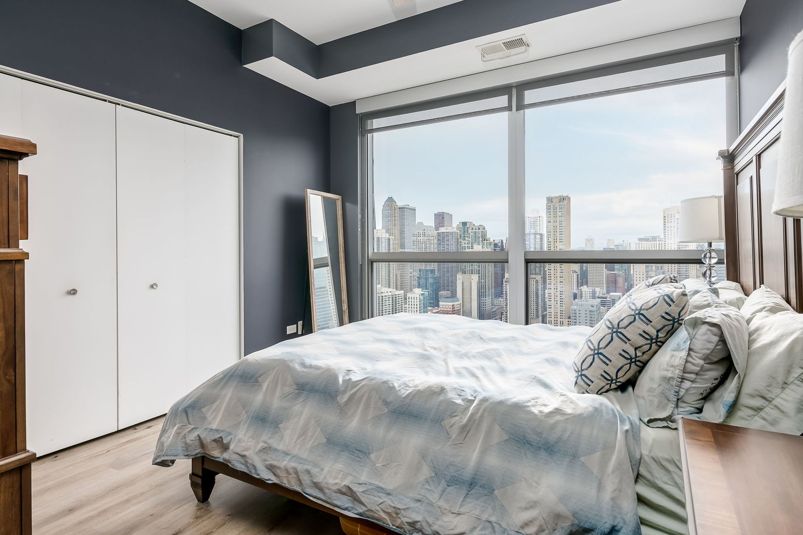 303 W Ohio Street Unit: 3802