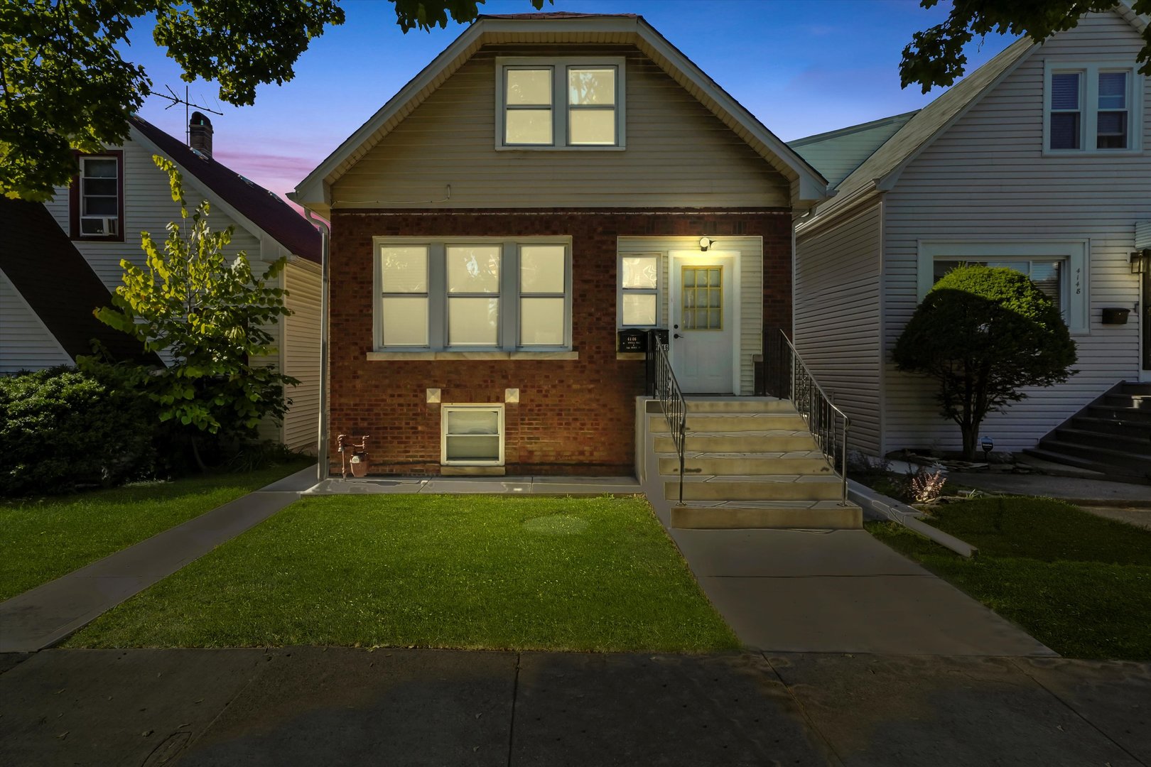 4146 N McVicker Avenue