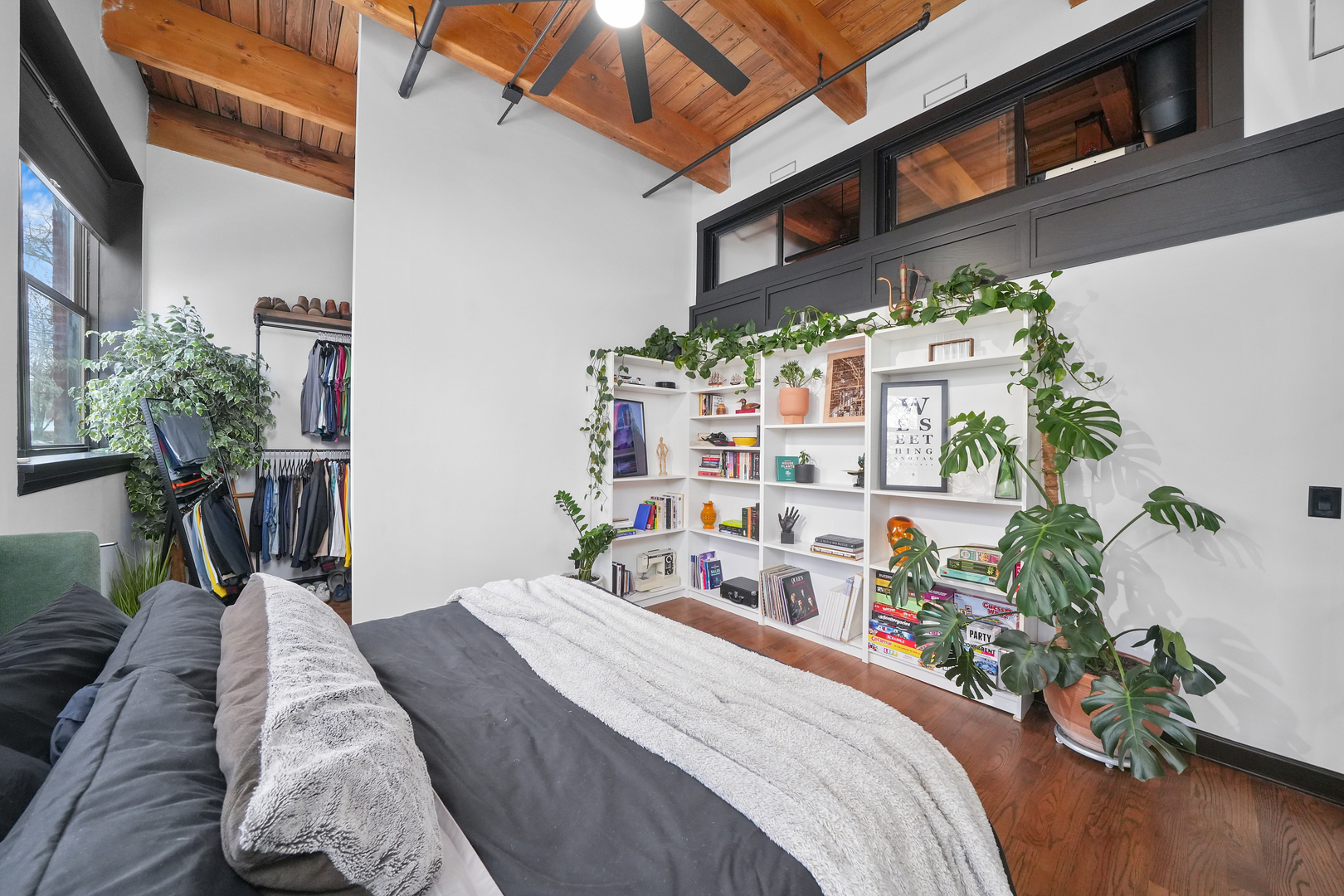 1101 W Armitage Avenue Unit: 101