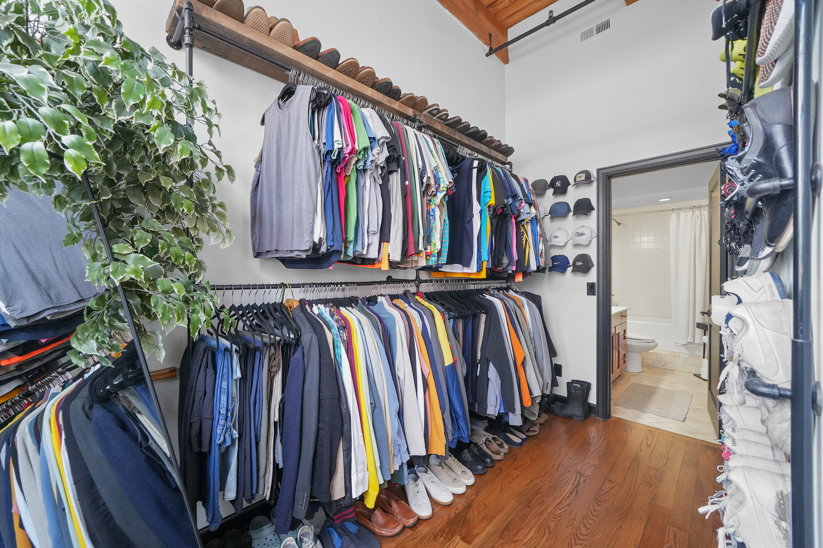 1101 W Armitage Avenue Unit: 101