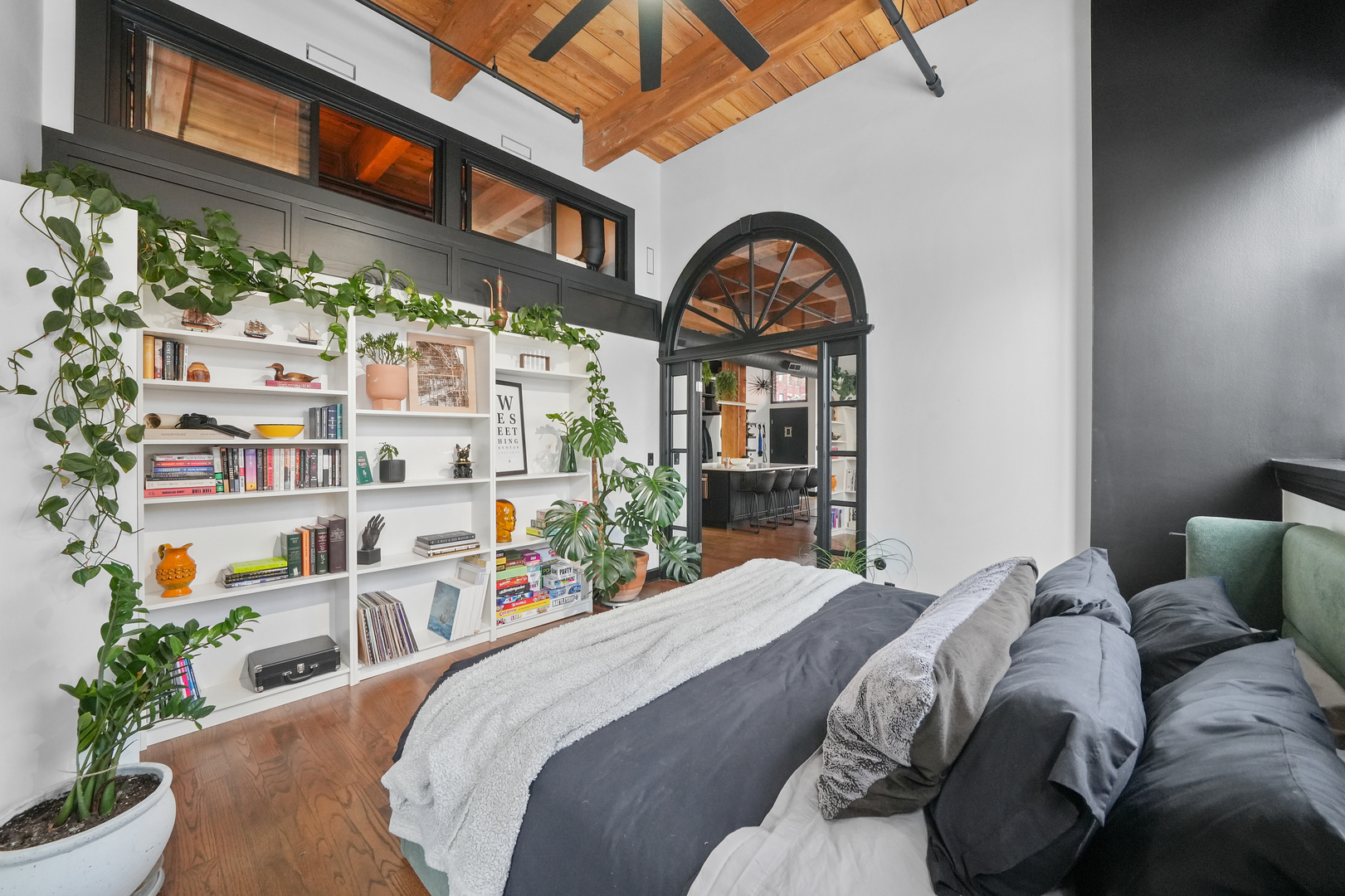 1101 W Armitage Avenue Unit: 101