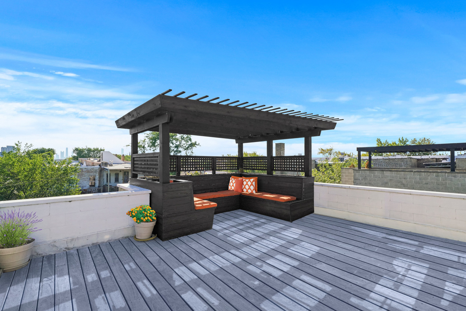 1113 N Mozart Street Unit: 3