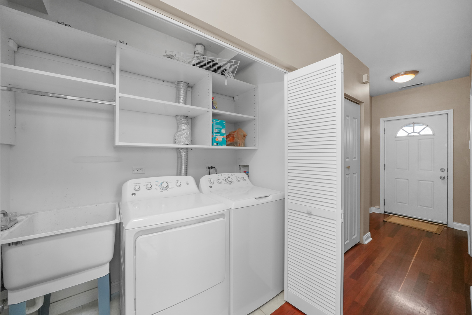 1113 N Mozart Street Unit: 3