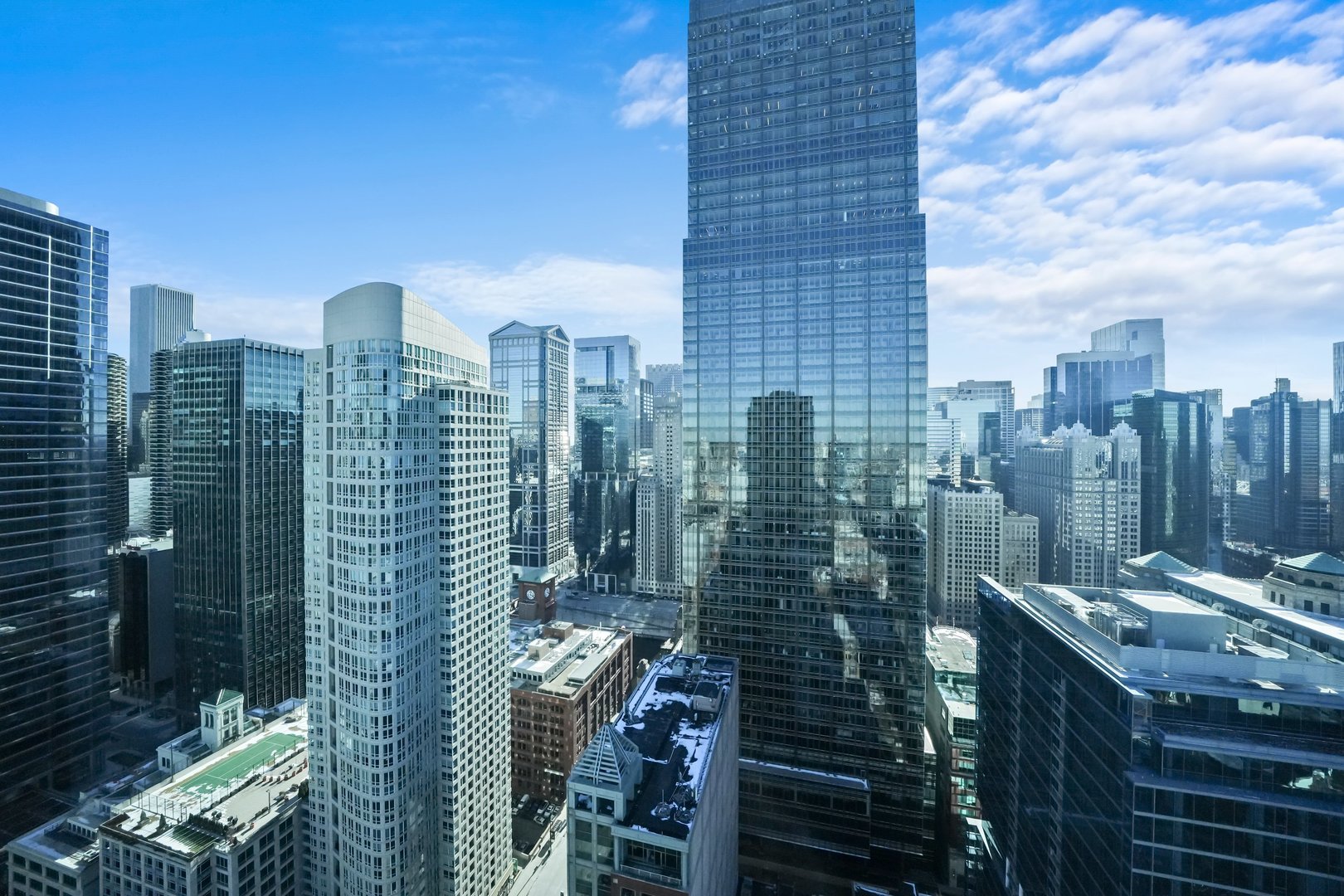400 N LaSalle Drive Unit: 4007