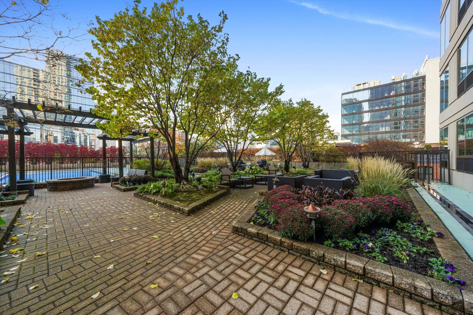 400 N LaSalle Drive Unit: 4007