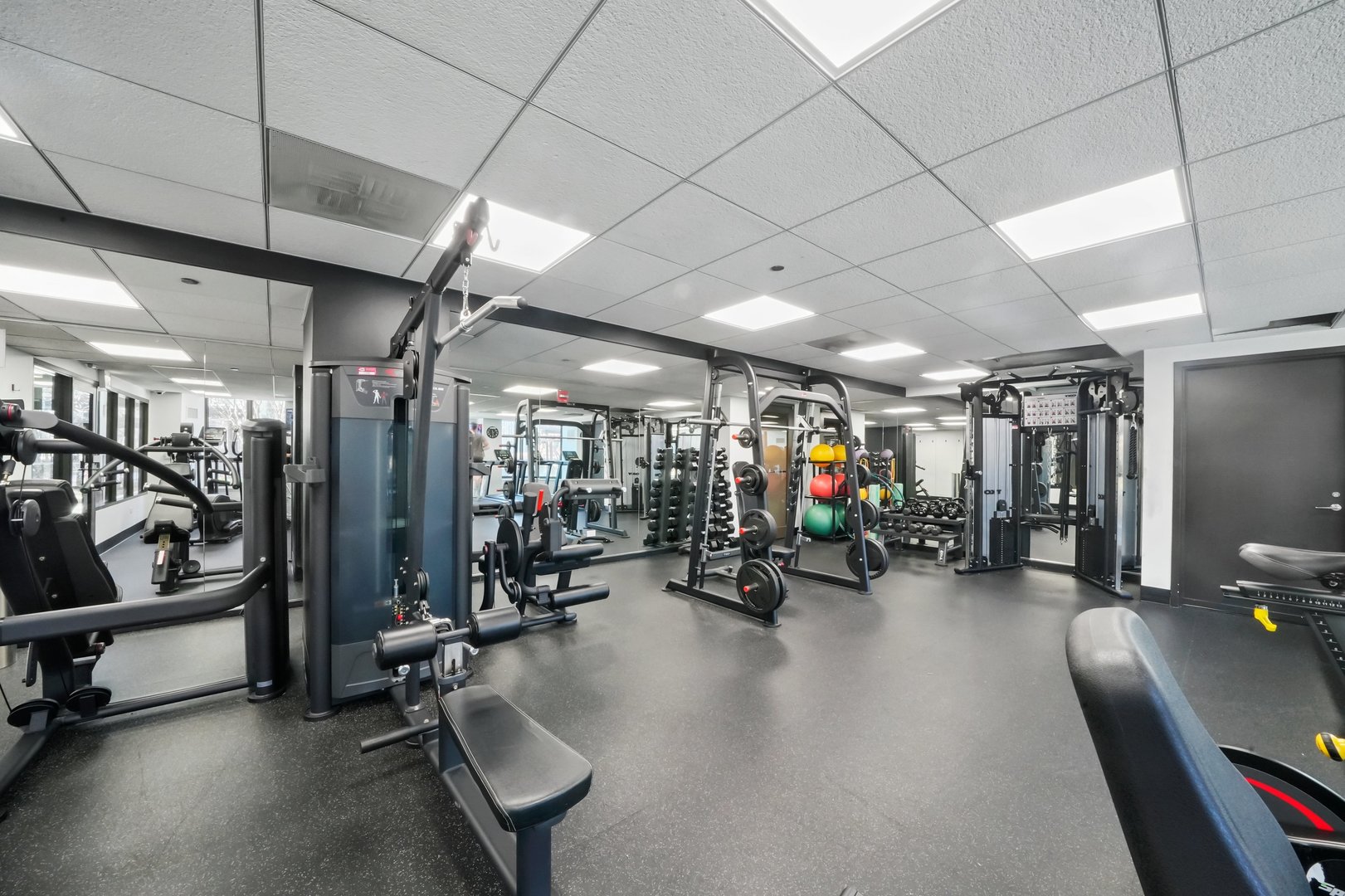 400 N LaSalle Drive Unit: 4007