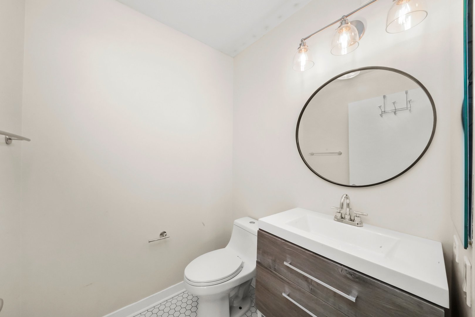 400 N LaSalle Drive Unit: 4007