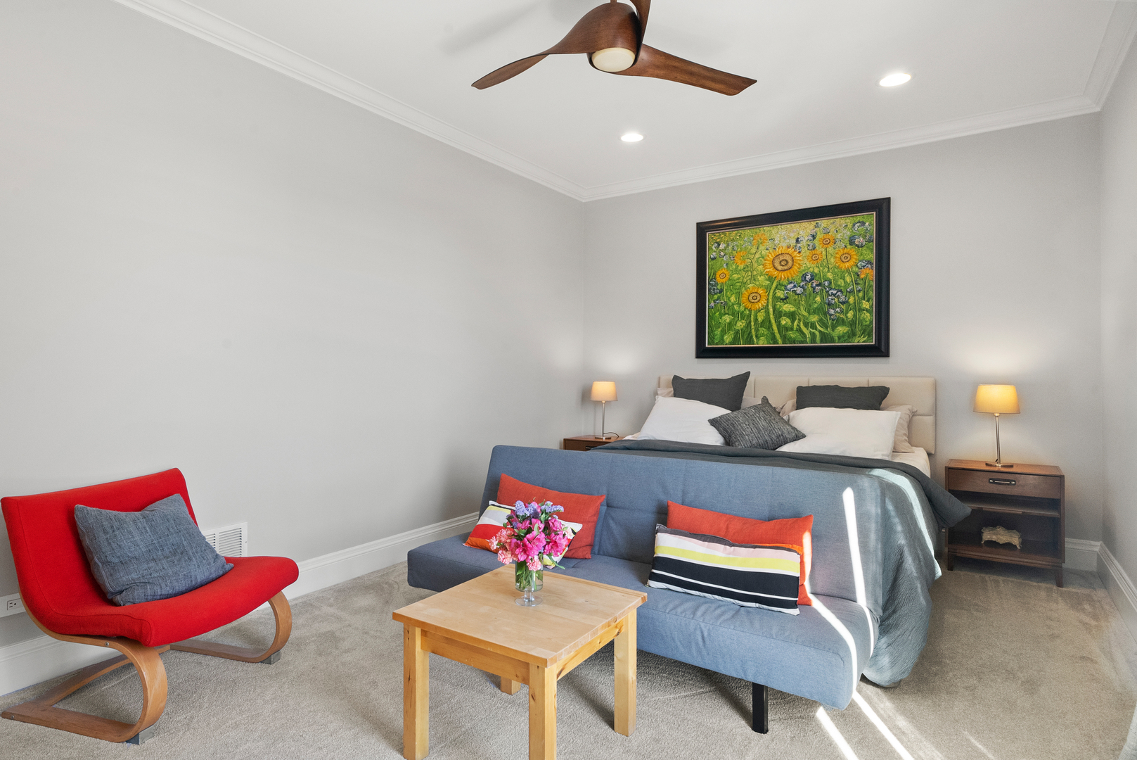 1949 W Nelson Street Unit: 2E