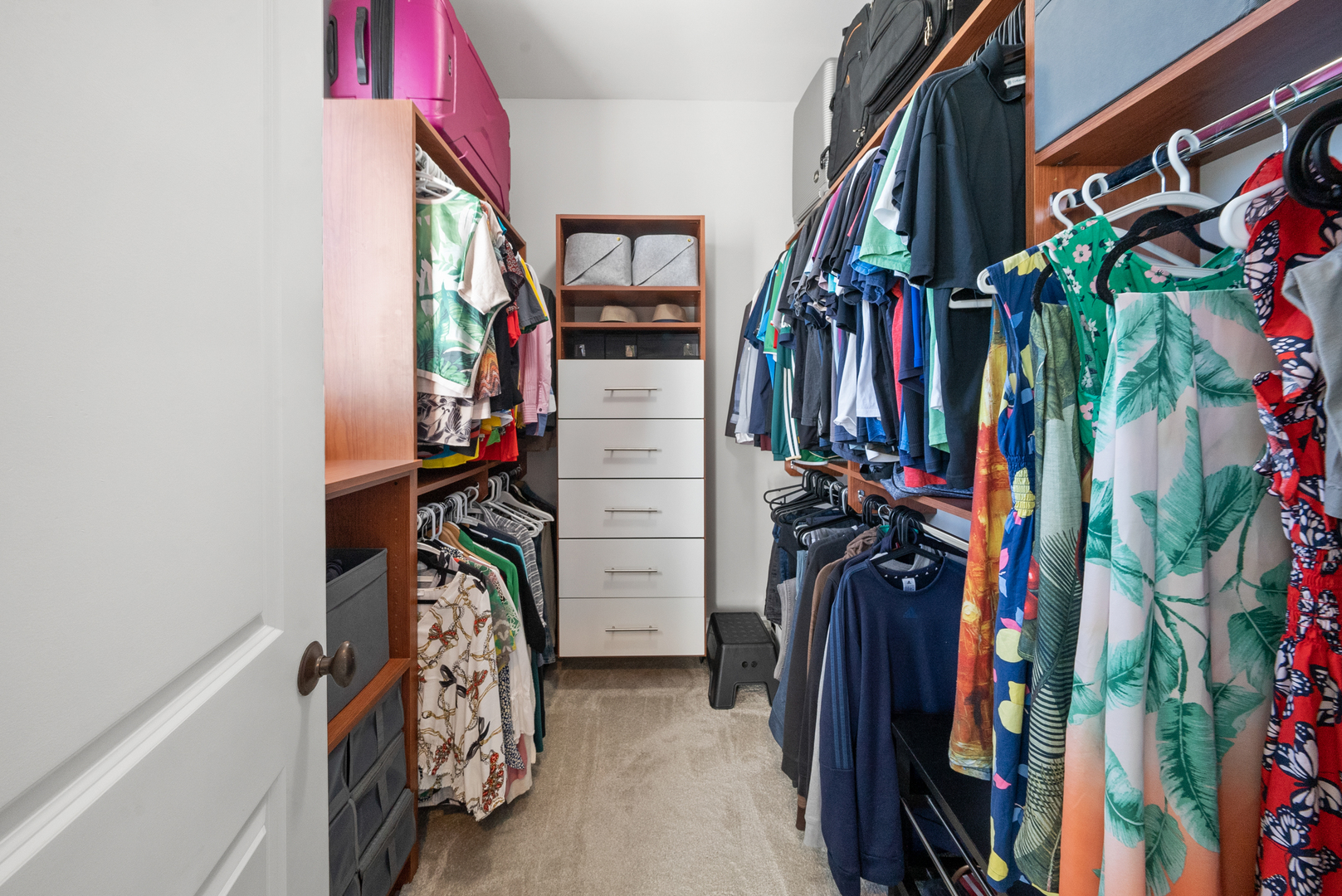 1949 W Nelson Street Unit: 2E