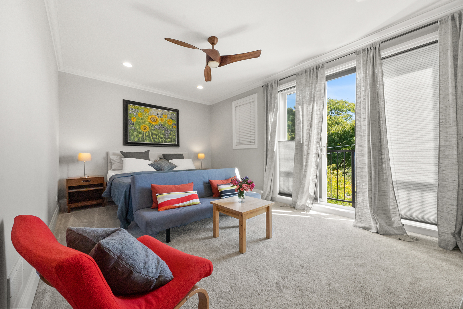 1949 W Nelson Street Unit: 2E