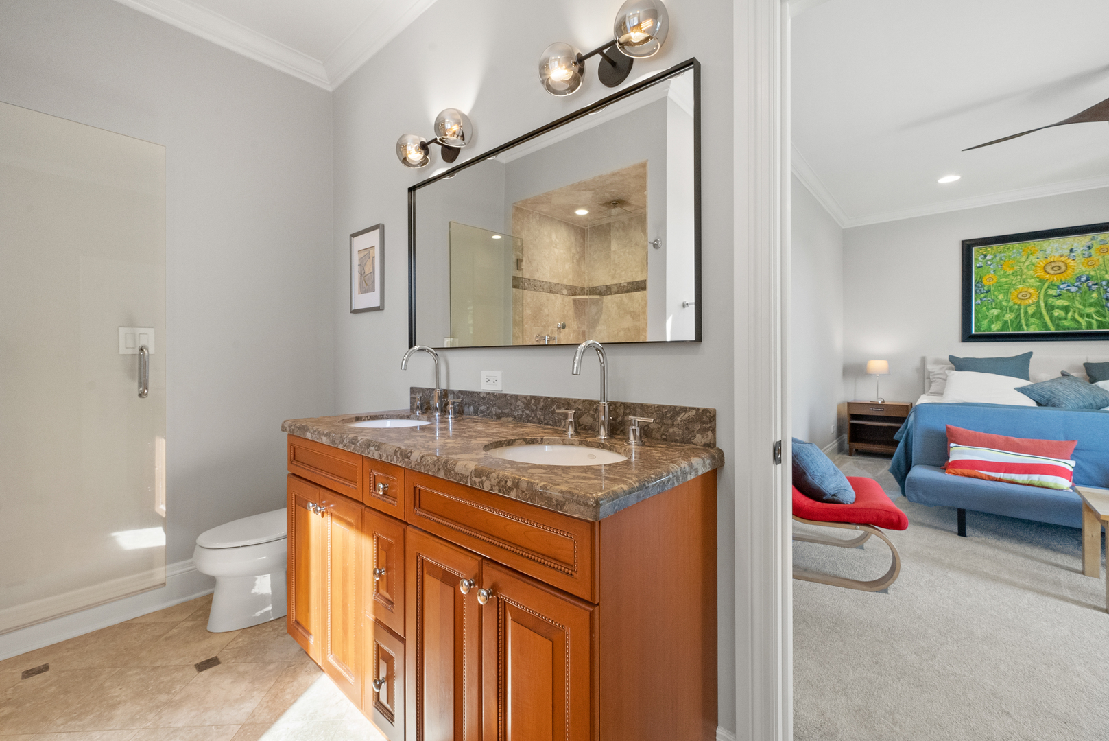 1949 W Nelson Street Unit: 2E