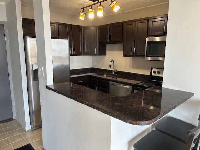 3930 N PINE GROVE Avenue Unit: 1608
