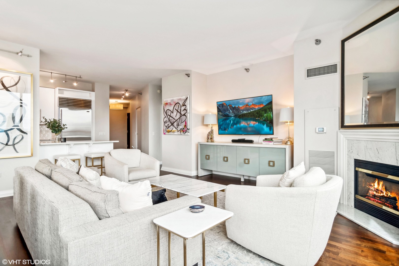 33 W ONTARIO Street Unit: 45B