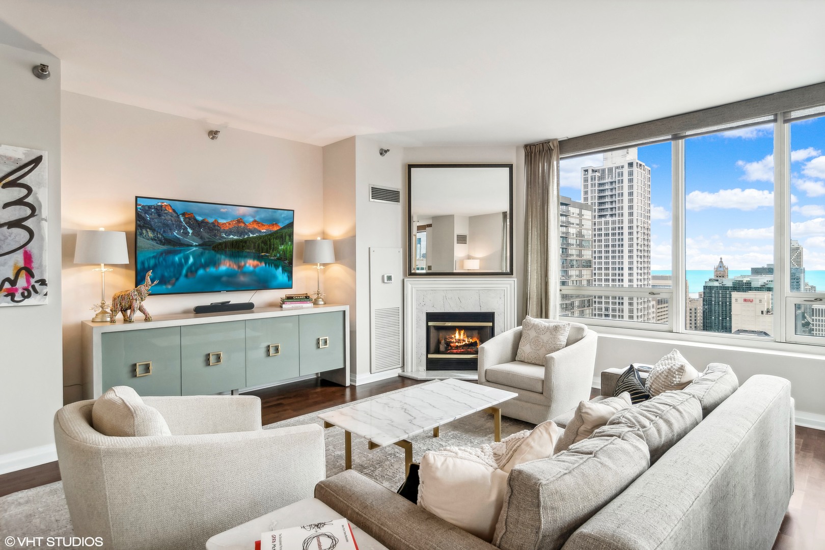 33 W ONTARIO Street Unit: 45B