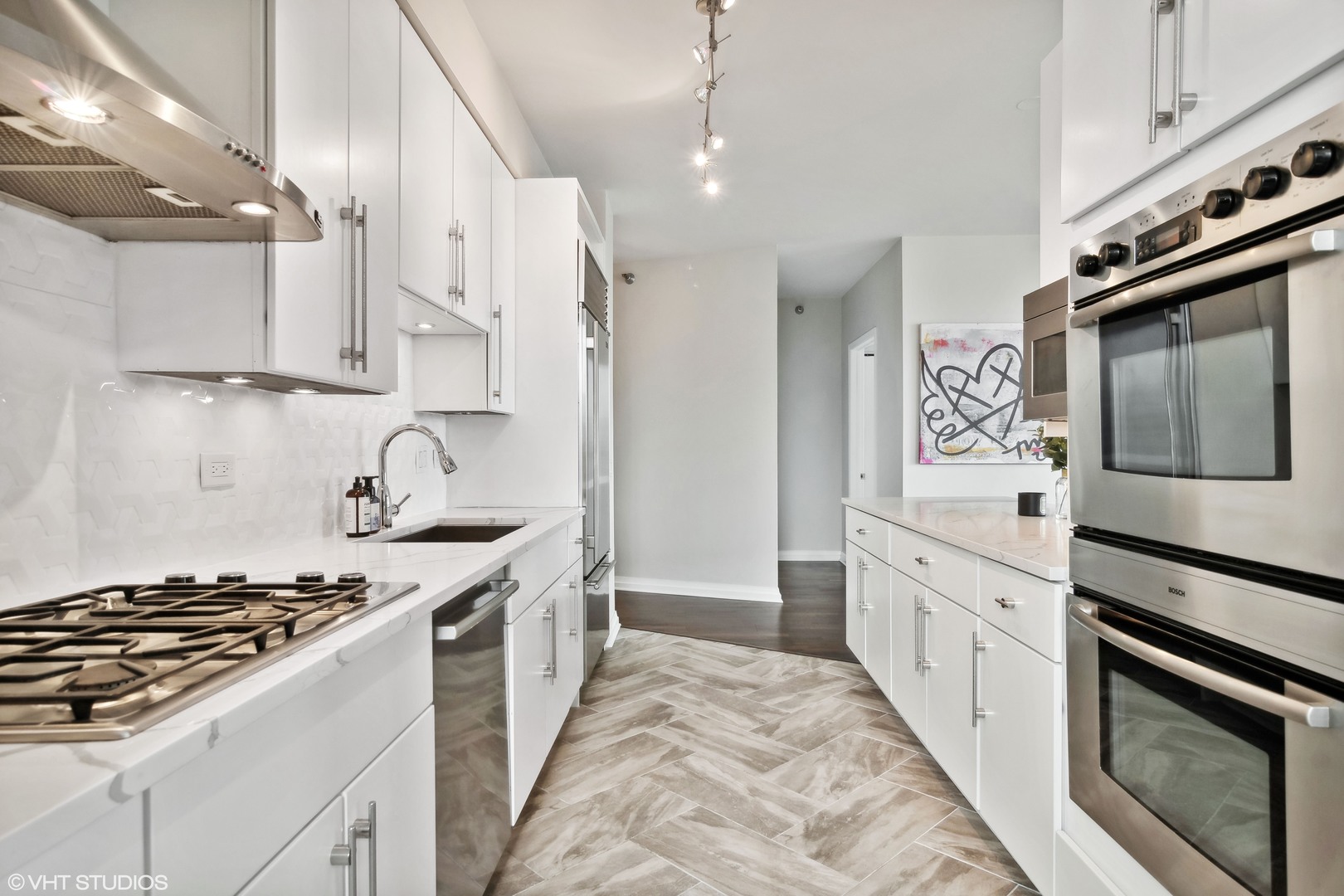 33 W ONTARIO Street Unit: 45B