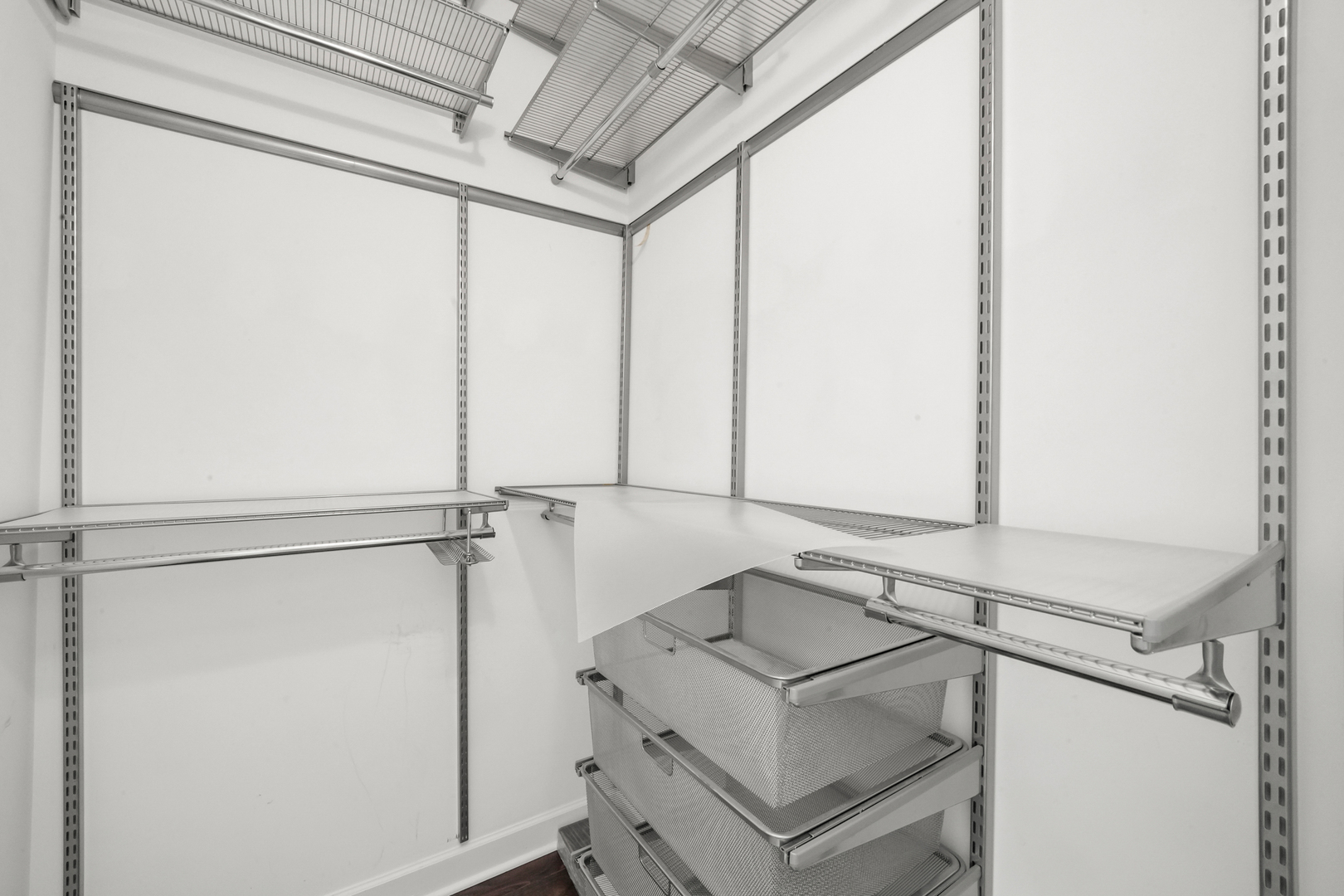 1201 S Prairie Avenue Unit: 604