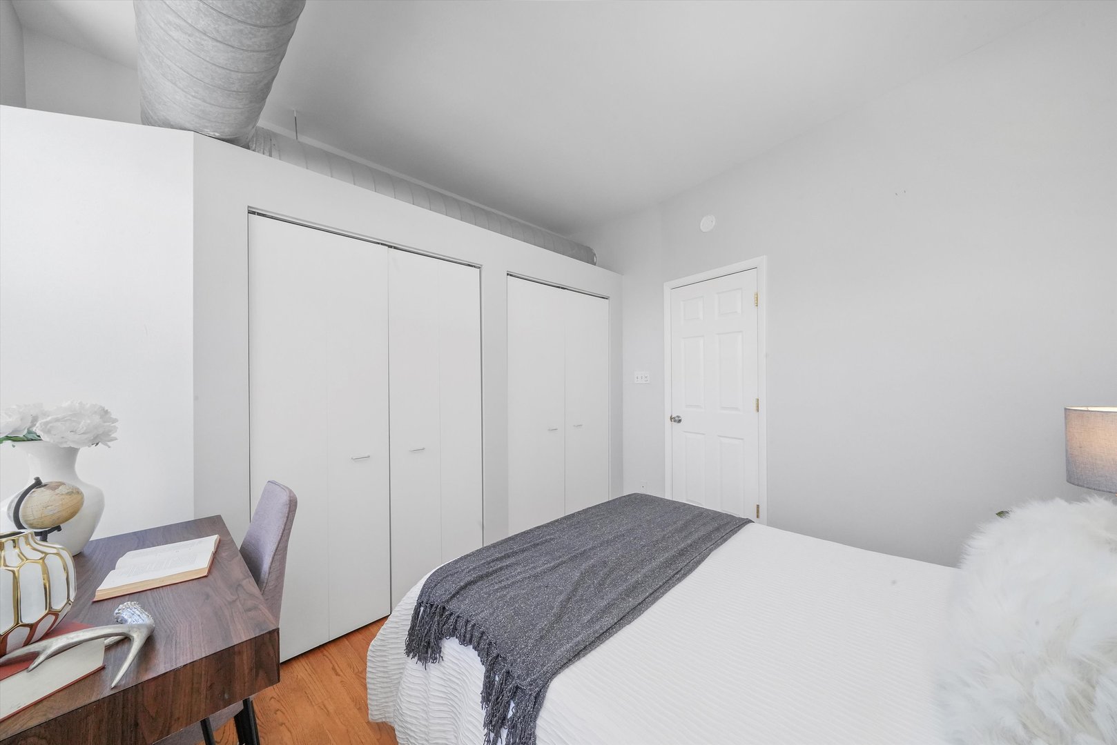 811 S LYTLE Street Unit: 216