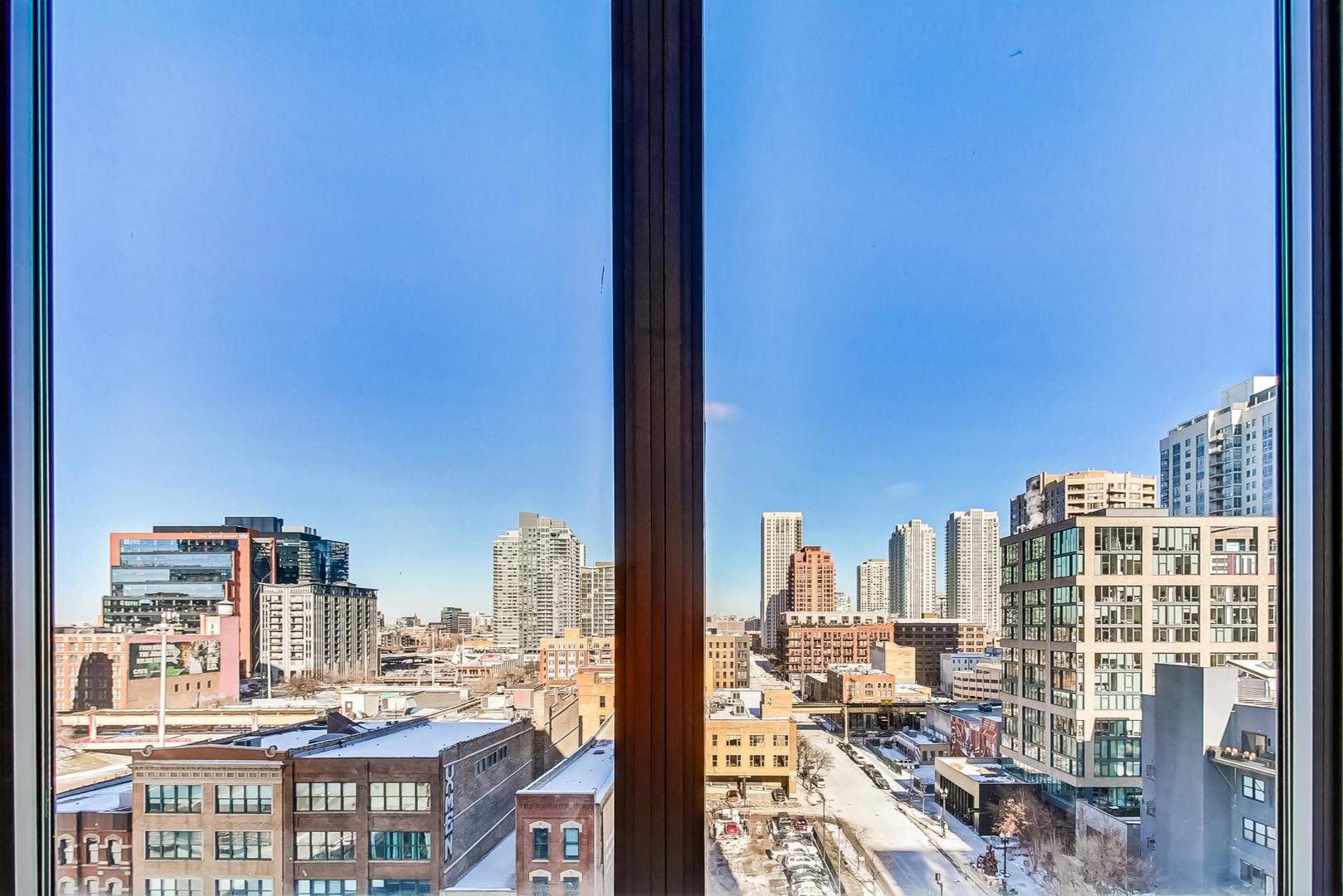 659 W RANDOLPH Street Unit: 1005