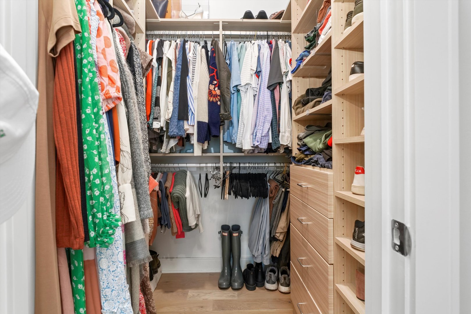 1211 W Belmont Avenue Unit: 2E