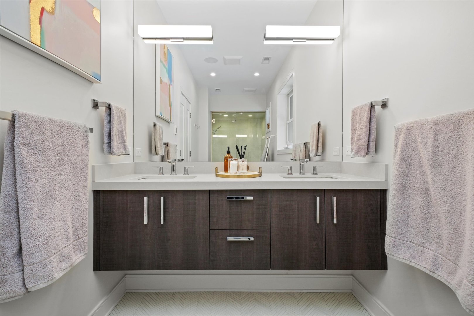 1211 W Belmont Avenue Unit: 2E