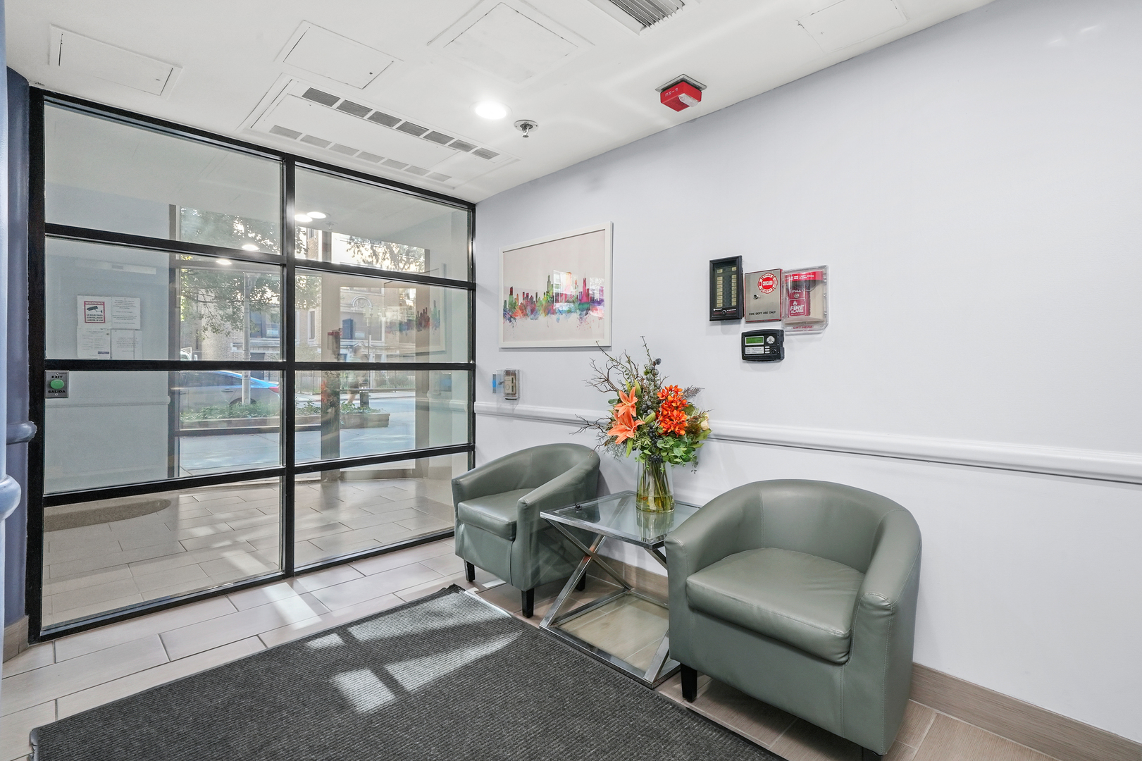 711 W Gordon Terrace Unit: 812