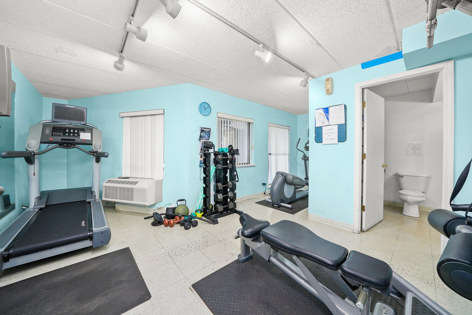 711 W Gordon Terrace Unit: 812