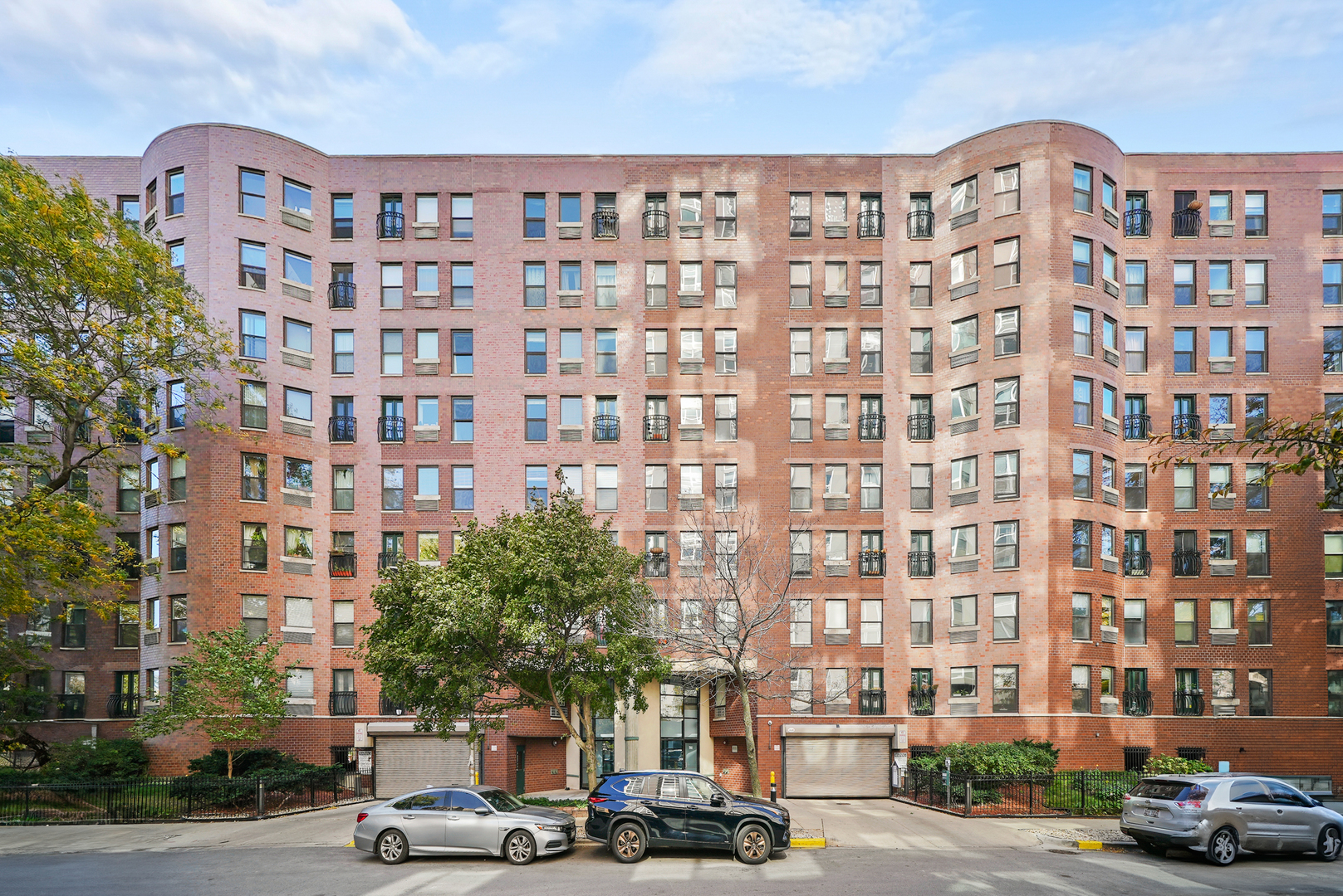 711 W Gordon Terrace Unit: 812